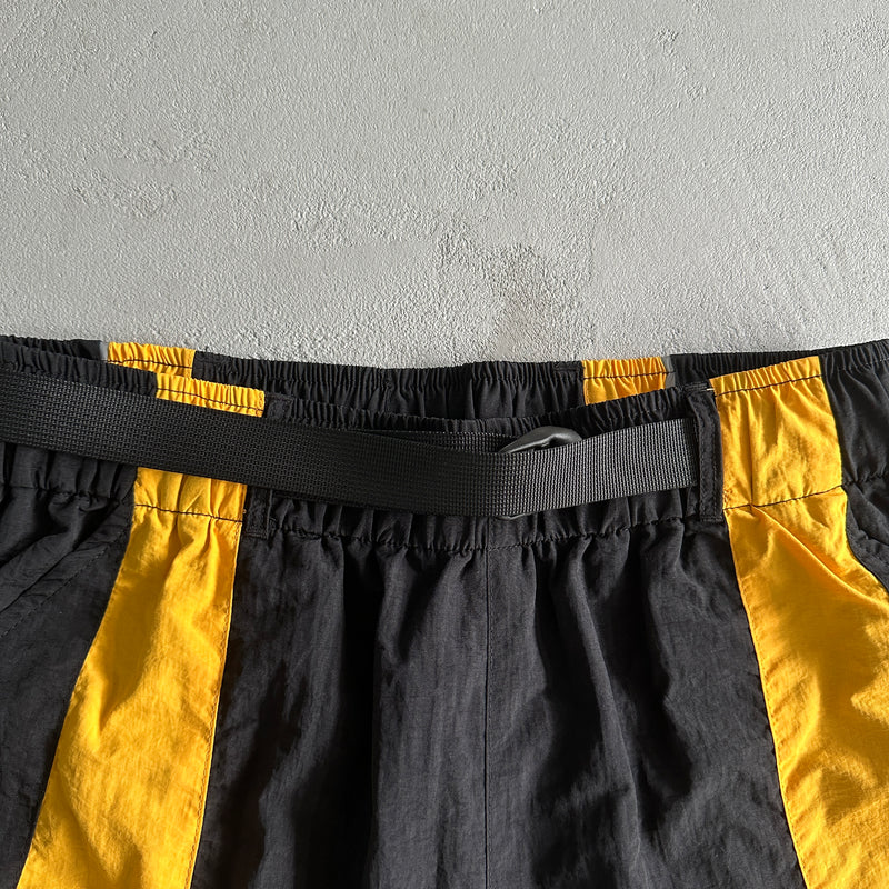 Short Corteiz Spring Alcatraz Sun & Rain Shorts-Black & Yellow