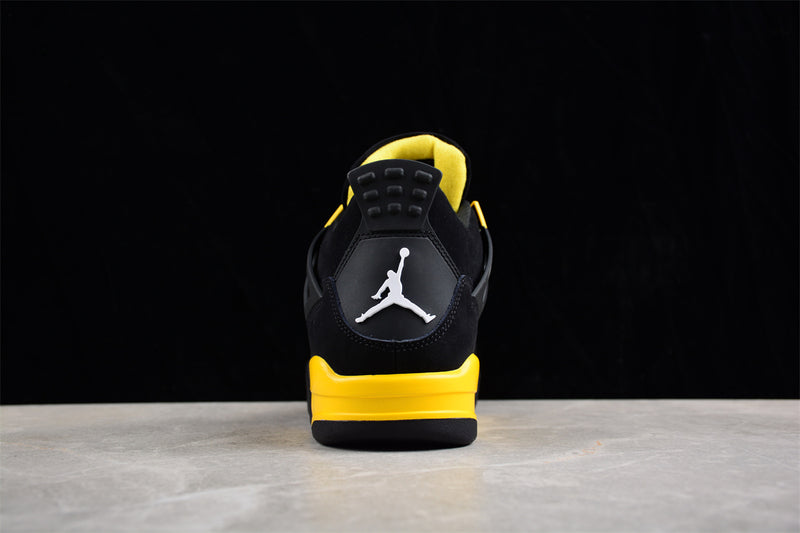 Air Jordan 4 Thunder