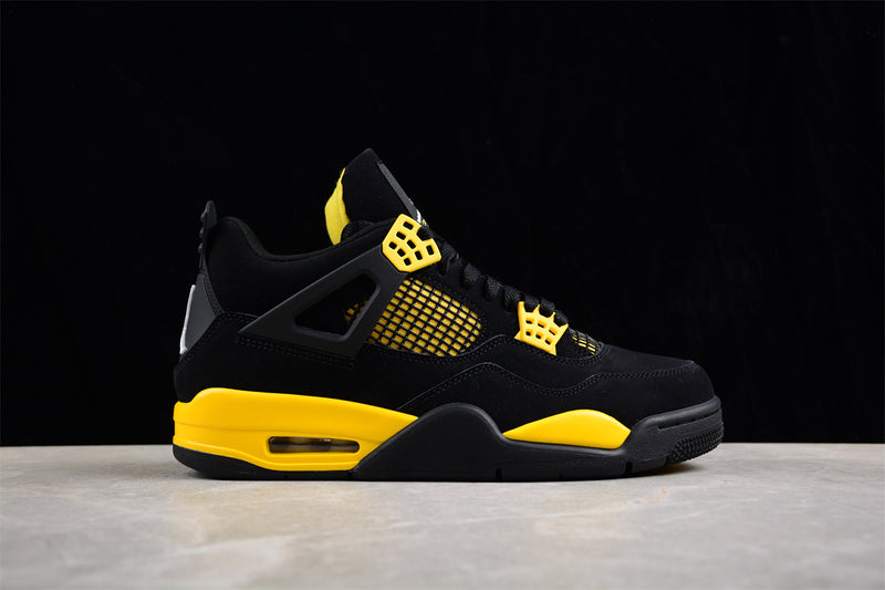 Air Jordan 4 Thunder