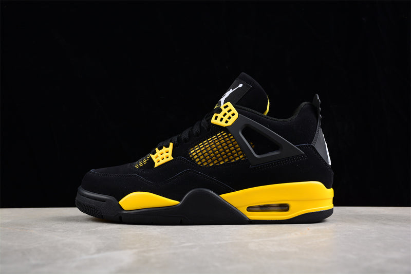 Air Jordan 4 Thunder