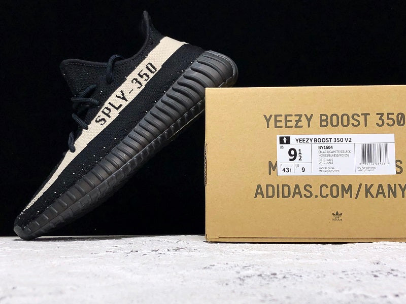 Yeezy Boost 350 V2 Oreo