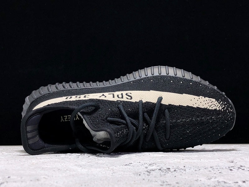 Yeezy Boost 350 V2 Oreo