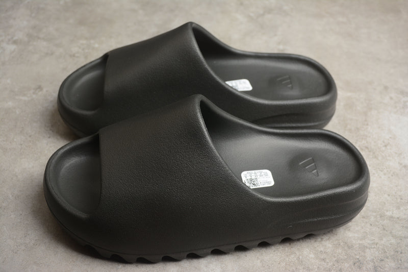 Yeezy Slide Onyx