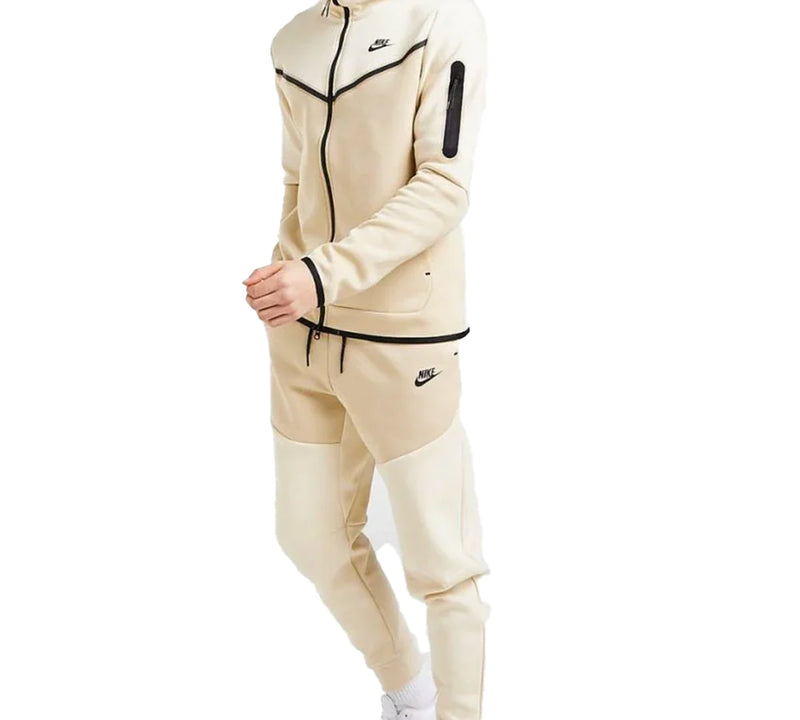 Conjunto Nike Tech Fleece Cream