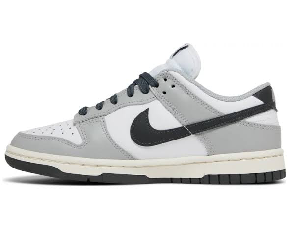 Nike Dunk Low Light Smoke Grey