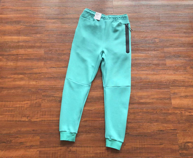 Conjunto Nike Tech Fleece Turquoise