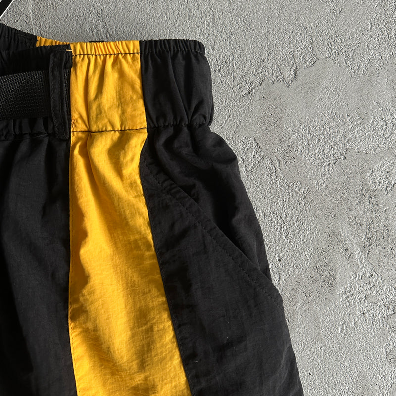 Short Corteiz Spring Alcatraz Sun & Rain Shorts-Black & Yellow