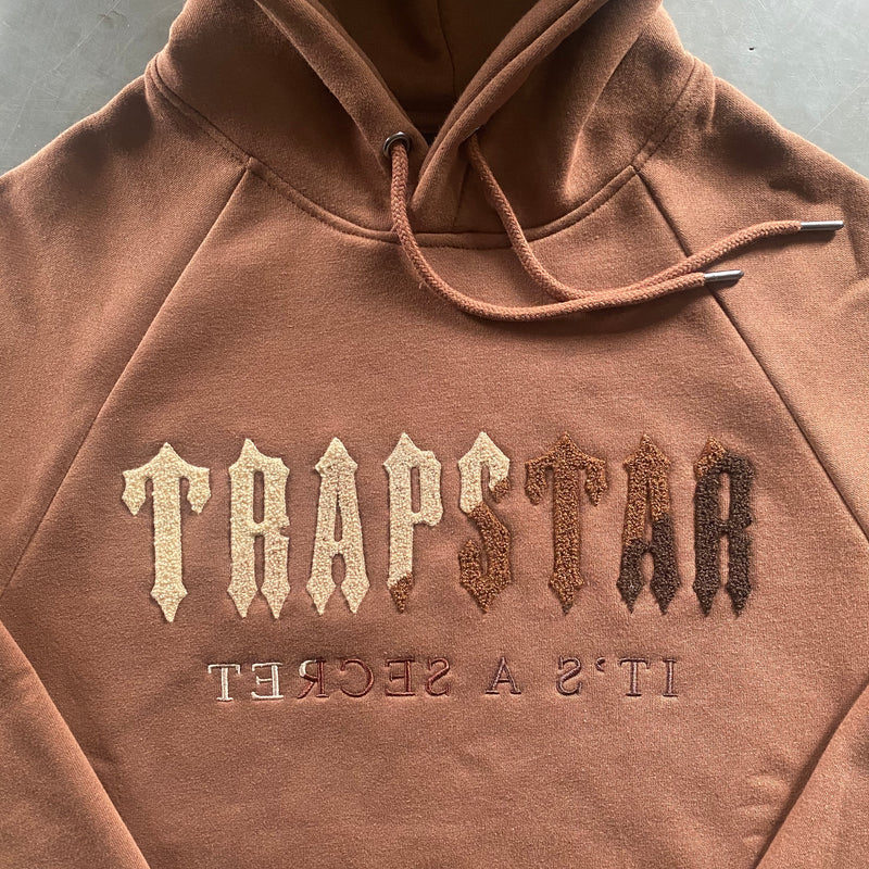 Conjunto Trapstar Brown Chenille Decoded