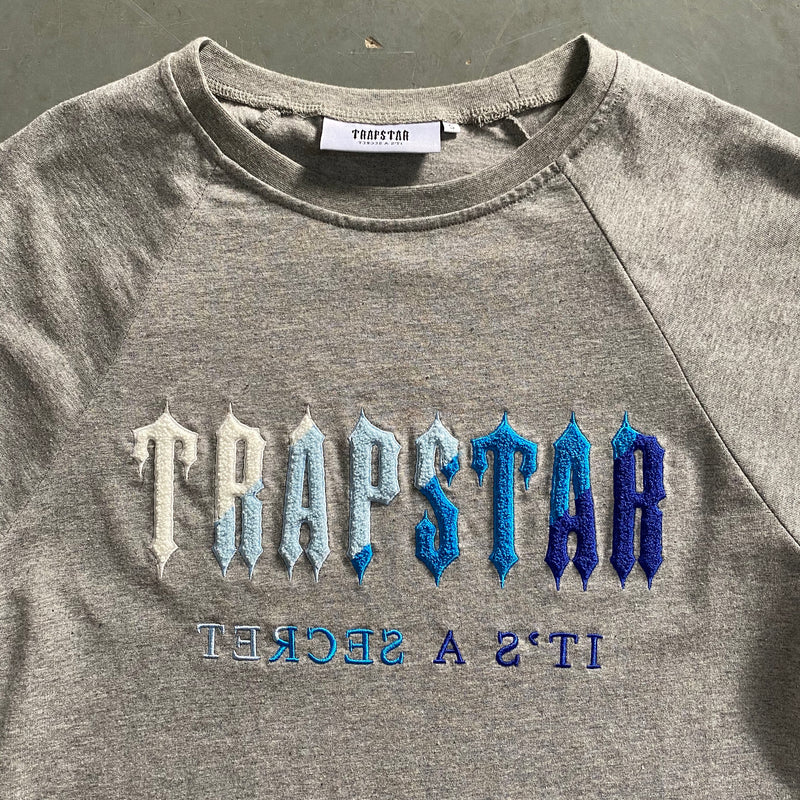 Conjunto Trapstar Chenille Decoded Grey