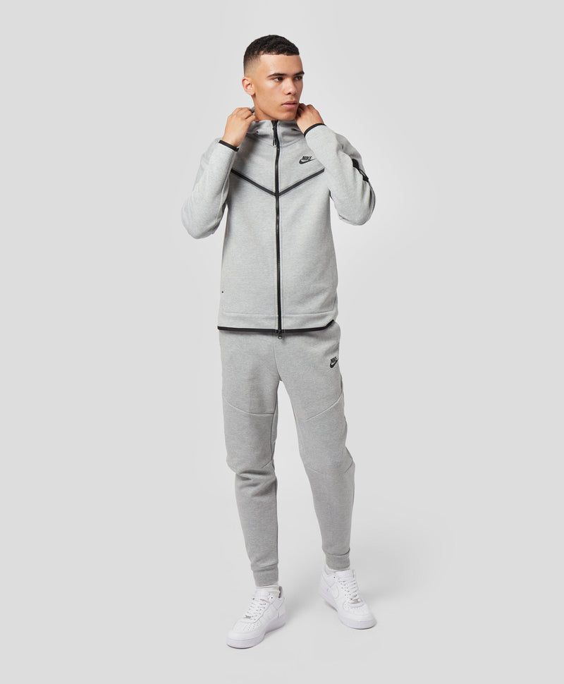 Conjunto Nike Tech Fleece Cinza